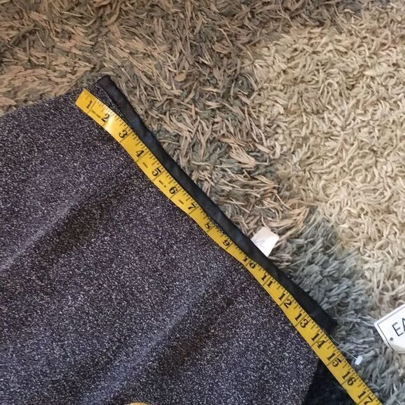 New Vintage Easy Pieces Mini Skirt 8 - Picture 5 of 10